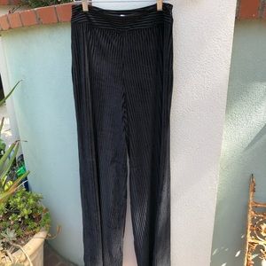 Tularosa High Waisted Wide Legged Pants